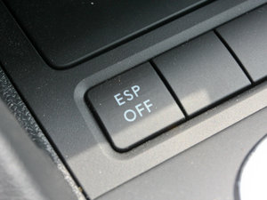 20102.0TSI \Ӱ п؅^