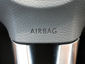 20102.0TSI \Ӱ п؅^