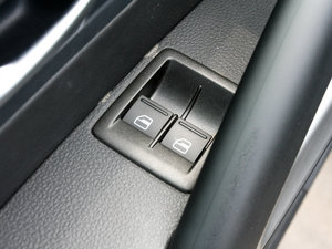 20102.0TSI \Ӱ п؅^