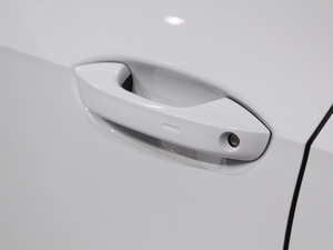2020款基本型 细节外观
