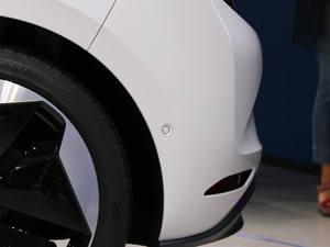 2020款基本型 细节外观