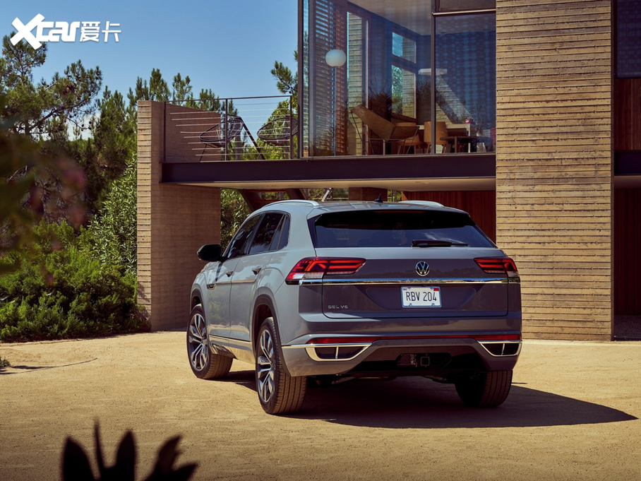 2020Atlas Cross Sport