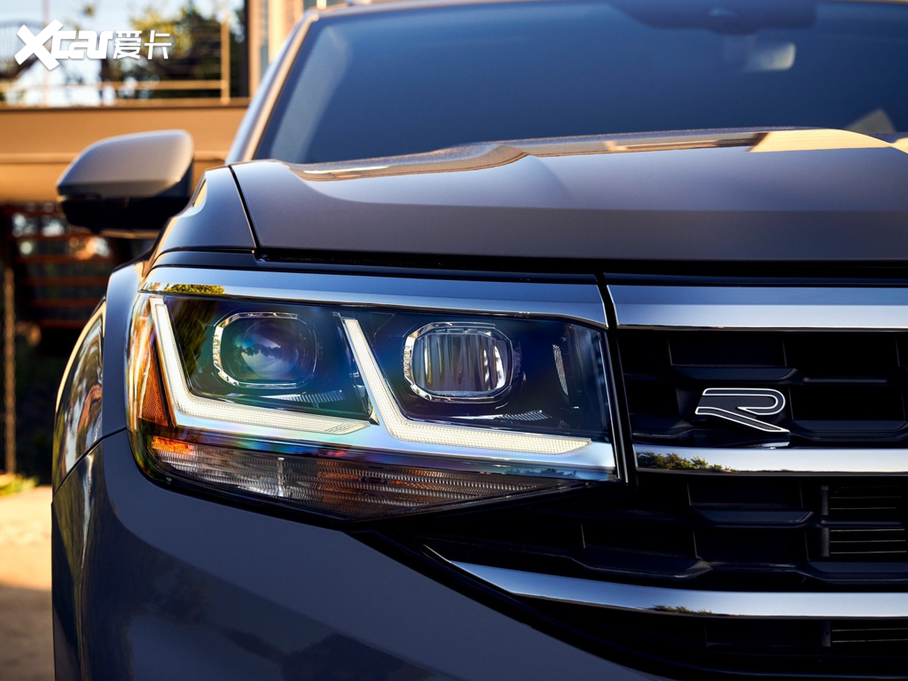 2020Atlas Cross Sport