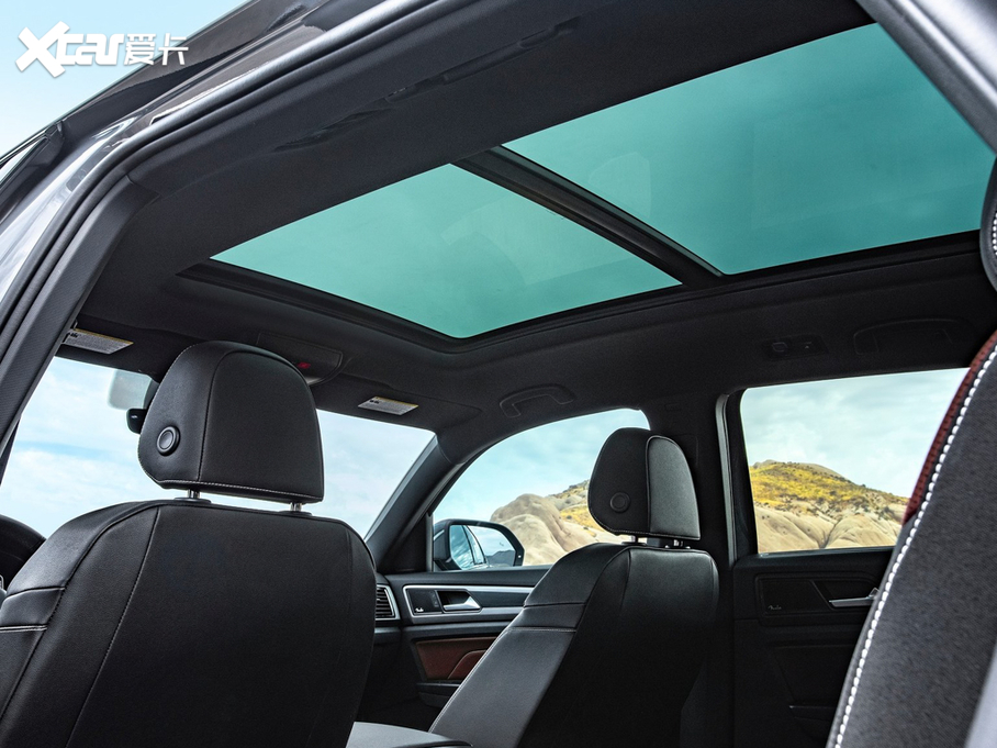 2020Atlas Cross Sport