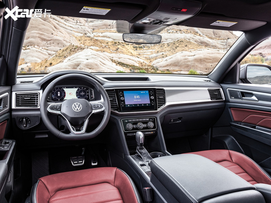 2020Atlas Cross Sport