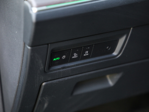 2020R-Line  п؅^(q)