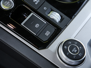 2020R-Line  п؅^(q)