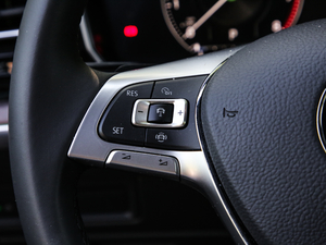 2020R-Line  п؅^(q)