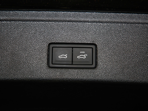 2020款3.0TSI 锐享版 空间座椅
