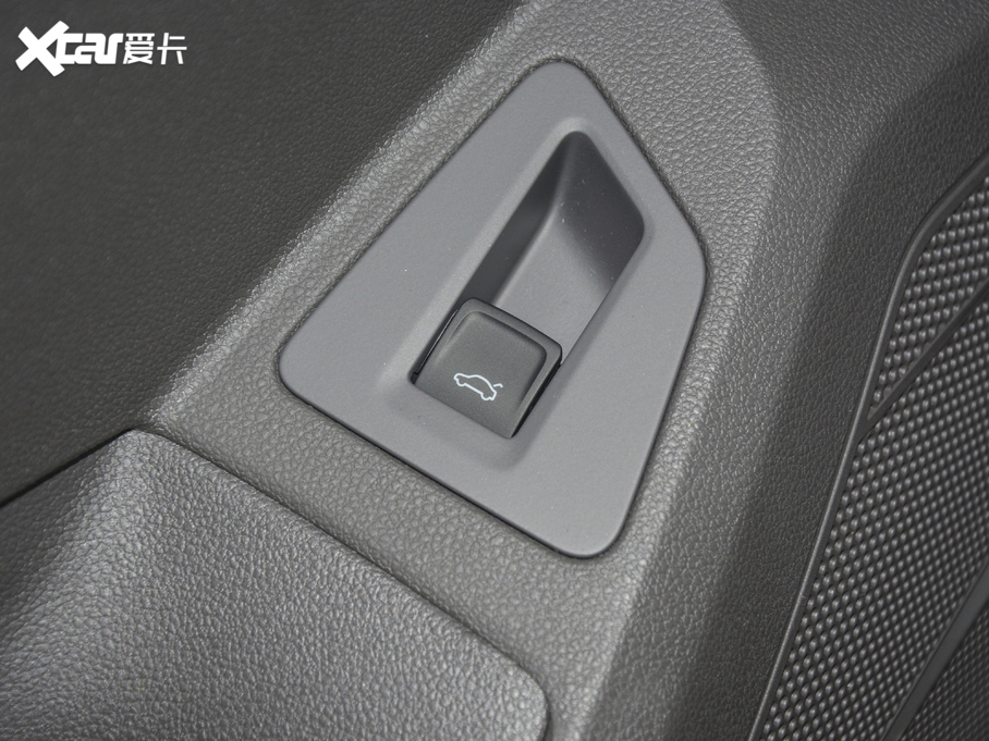 2021;J 3.0TSI J (jng)\b