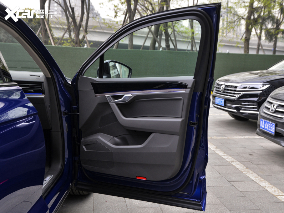 2021;J 3.0TSI J ׺\b