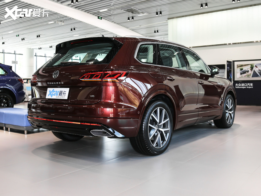 2021;J 3.0TSI J (jng)\b