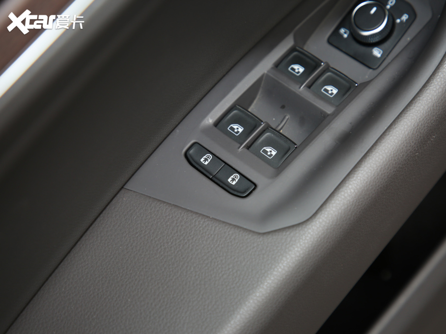 2021;J 3.0TSI J ׺\b