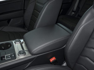 2021款2.0TSI 领航特别版 中央扶手箱