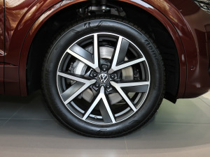 20213.0TSI J \b ݆Ȧ