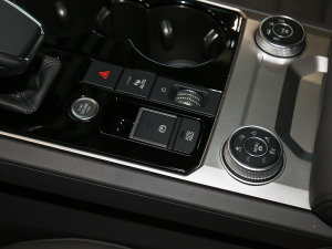 20213.0TSI J \b v܇Ƅ