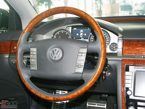 2009款3.6L 四座加长行政版 方向盘