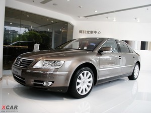 2009款6.0L 四座加长尊崇版 整体外观