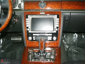 2009款3.6L 四座加长行政版 中控台