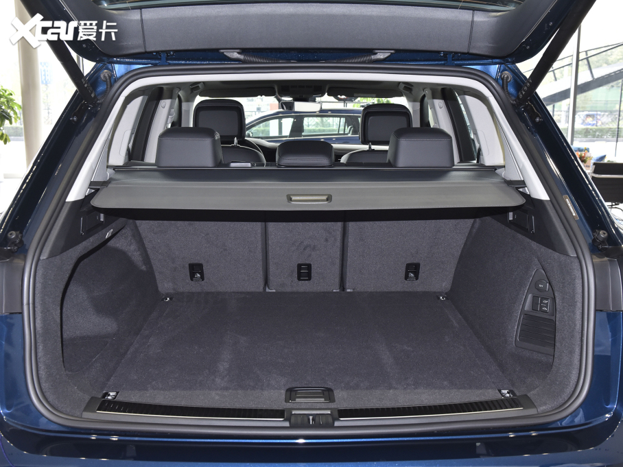 2022;J 3.0TSI J ׺\b