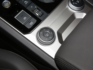 20223.0TSI J \b п؅^