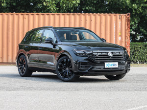 2022款3.0TSI 锐尊二十周年特别版 右前45度