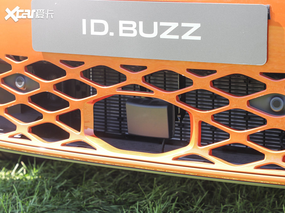 2022���ID. Buzz ������