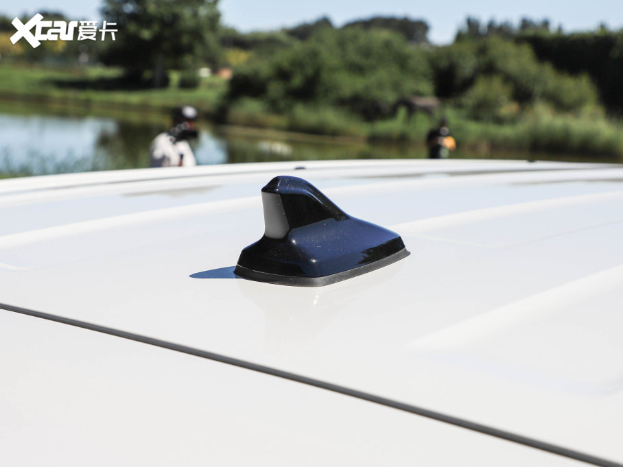 2022���ID. Buzz ������