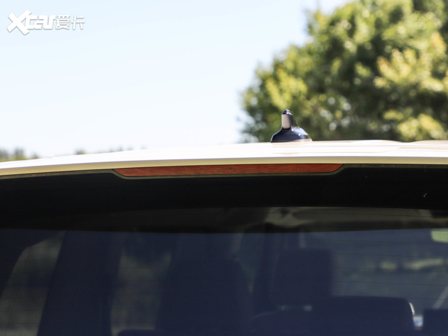 2022���ID. Buzz ������