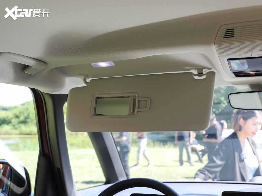 2022���ID. Buzz ������