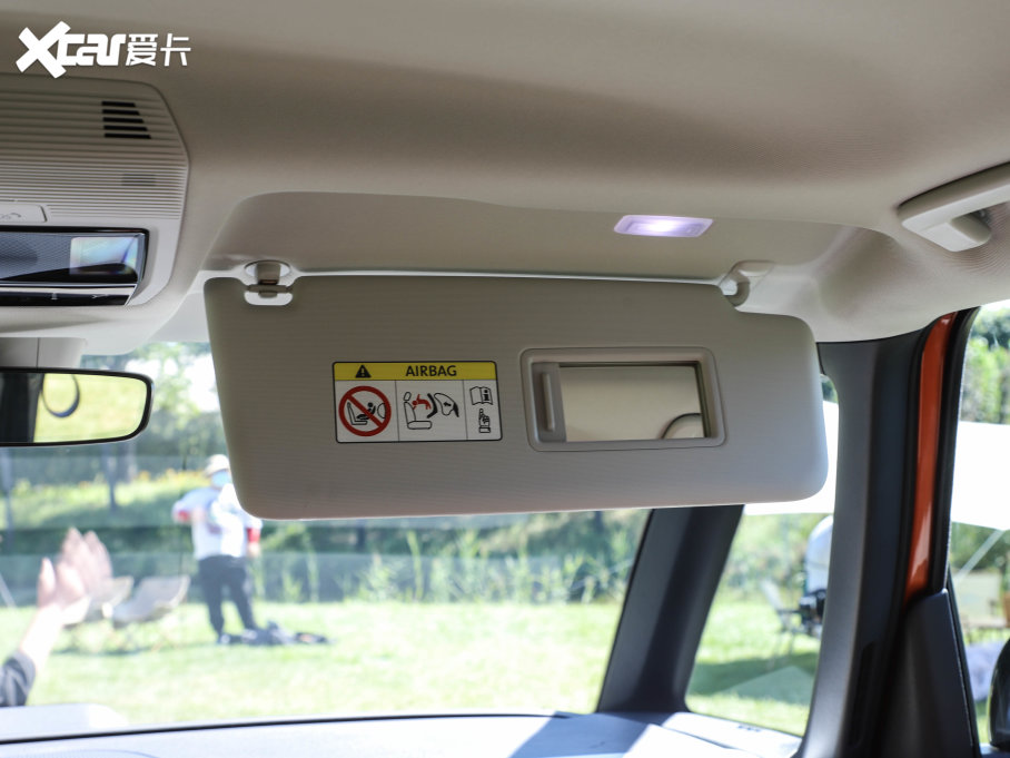 2022���ID. Buzz ������