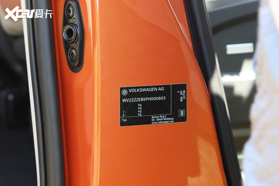 2022���ID. Buzz ������