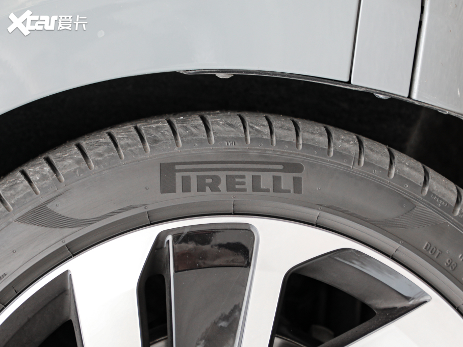 2022��Arteon(�M��) 2.0T Shooting Brake R-Line