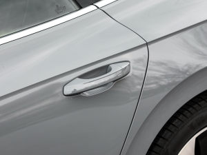 2022��2.0T Shooting Brake R-Line �������^