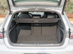 2022款2.0T Shooting Brake R-Line 空间座椅