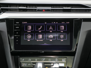 2022款2.0T Shooting Brake R-Line 中控台显示屏