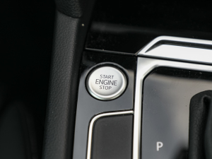 2022��2.0T Shooting Brake R-Line �п؅^(q��)