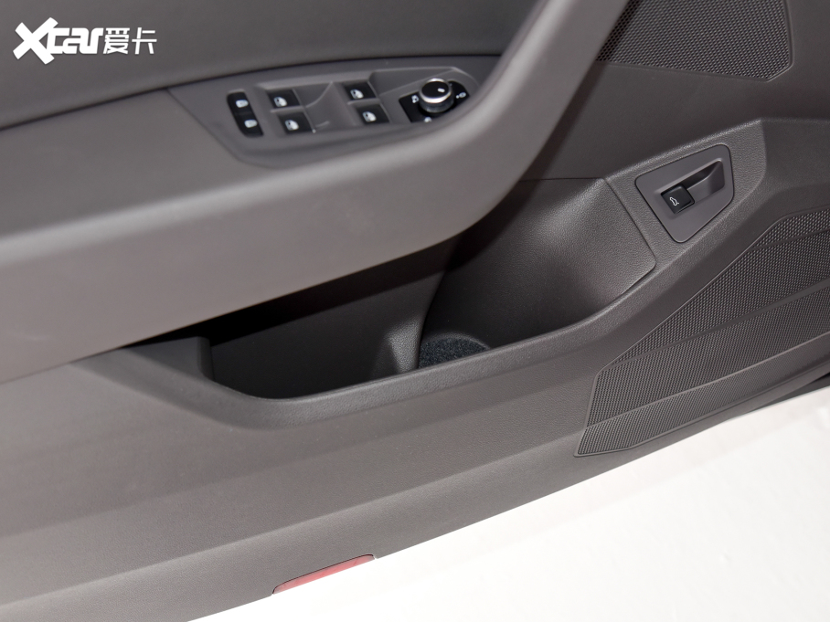 2023;J 3.0TSI JɽrͿb\Ӱ