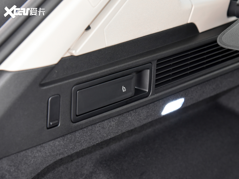 2023;J 3.0TSI JɽrͿb\Ӱ