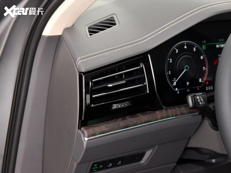 2023;J 3.0TSI JɽrͿb\Ӱ