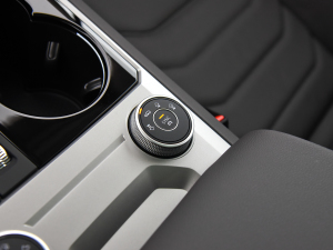 20233.0TSI JɽrͿb\Ӱ п؅^