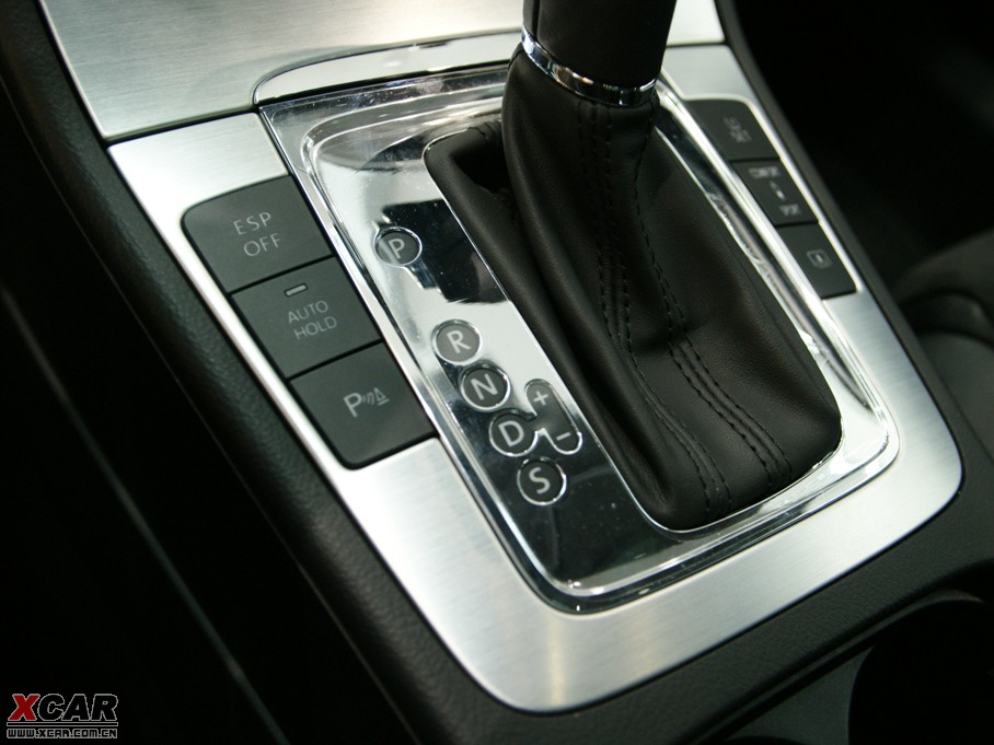 2010CC(M(jn)) 2.0T L(fng)а