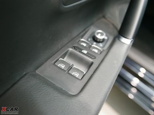 2010款2.0T 风尚版 中控区