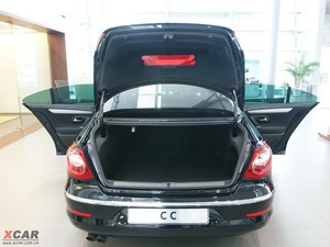 2010款2.0T 风尚版 行李厢空间