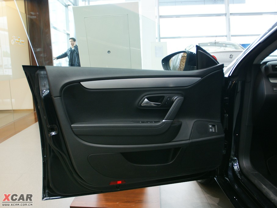 2010��CC(�M��) 2.0T �L�а�