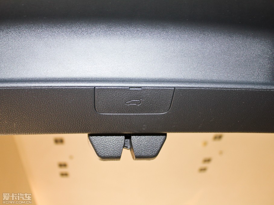 2012������ 2.0TSI ����� �WIV