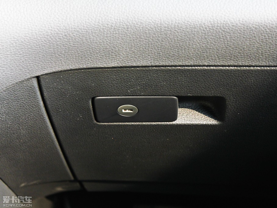 2012������ 2.0TSI ����� �WIV