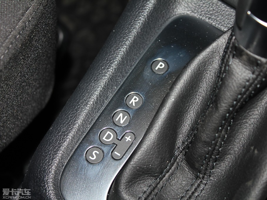 2012������ 2.0TSI ����� �WIV