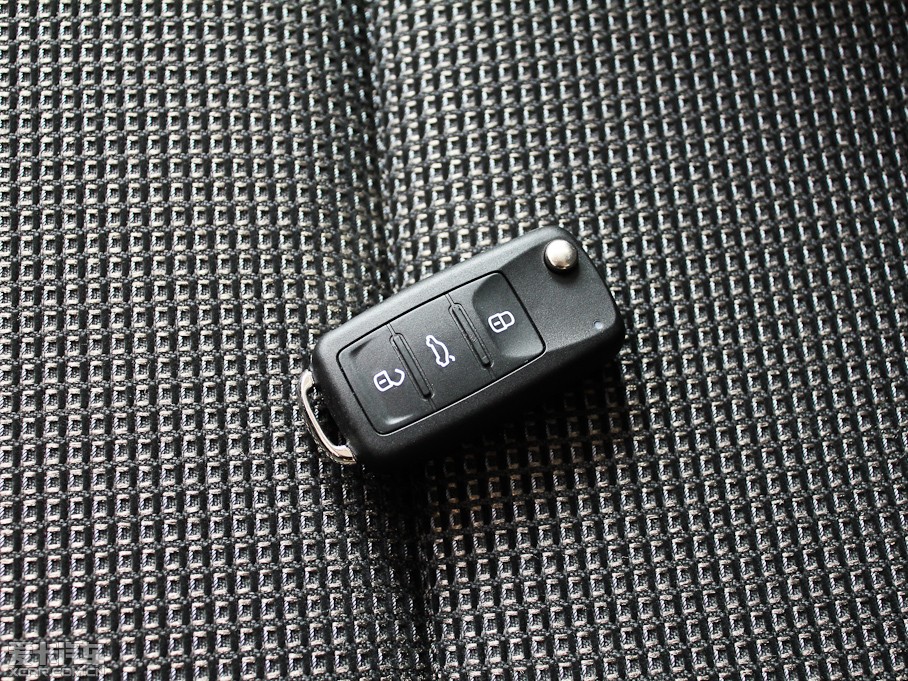 2012������ 2.0TSI ����� �WIV