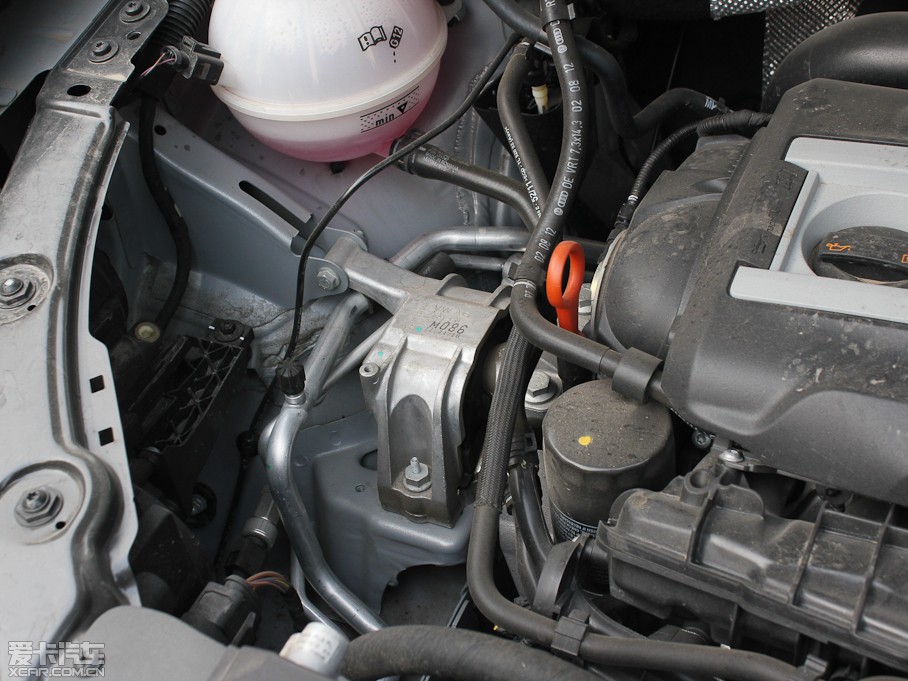 2012������ 2.0TSI ���A�� �WIV